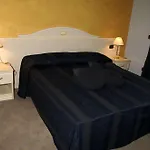 Sofia 4*