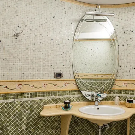 Hotel Sofia 4*