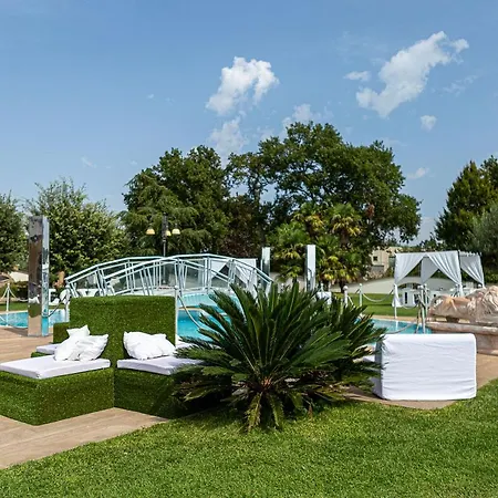Sofia 4*