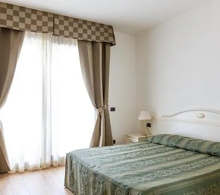Sofia 4* Витербо
