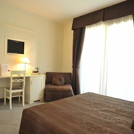 Sofia 4*